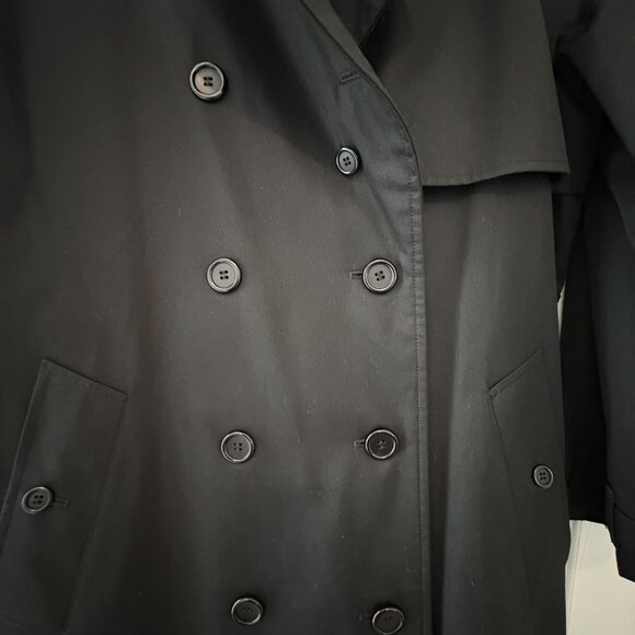 Classic Black Burberry Trench Coat NEVER WORN with wool liner and collar. - Picture 7 of 9
